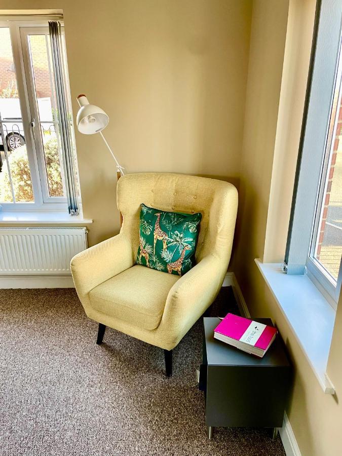 Stunning Large Detached Gloucester, 4 Beds, 3 Bedroom, 2 Bathroom Property, Nr Chelt, The Docks And Quays Sleeps 6 Kültér fotó