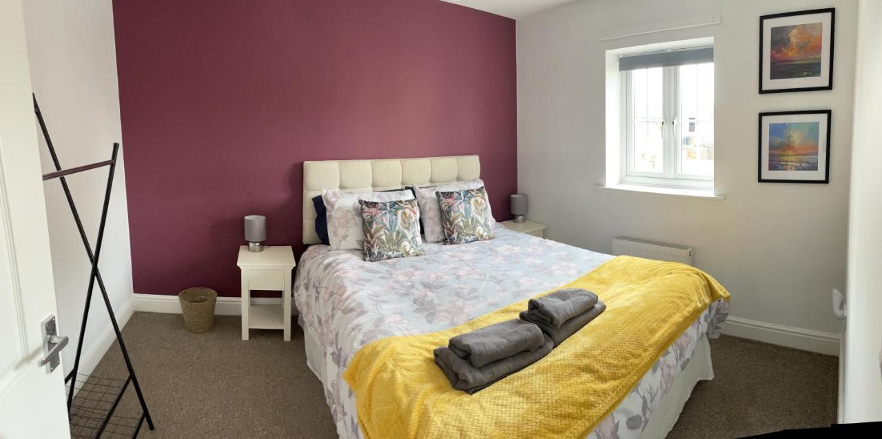 Stunning Large Detached Gloucester, 4 Beds, 3 Bedroom, 2 Bathroom Property, Nr Chelt, The Docks And Quays Sleeps 6 Kültér fotó
